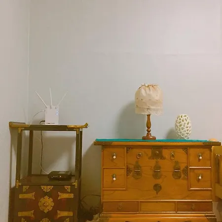 Icos Guesthouse 1 - Female Only Seoul Exterior foto